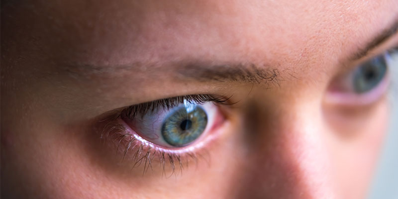 تاثیر تیروئید بر چشم + راه های درمان