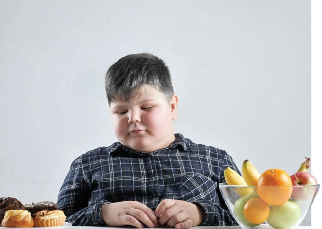 دلایل استعداد چاقی کودکان + روش های درمانی