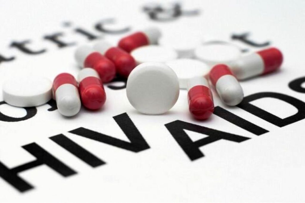 مقاومت دارویی در درمان HIV: چالش‌ها و راهکارها
